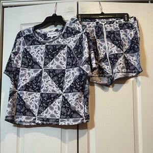 KIKIT Paisley Print -Large - Pajama/Lounge Wear, Navy & White, Top & Shorts Set